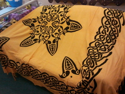 celtic cloth A